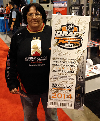 2014-Fall-Sportscard-Memorabilia-Expo-Upper-Deck-Booth-Big-Pull-NHL-Draft-Ticket
