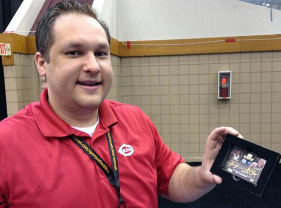 2014-National-Sports-Collectors-Convention-Upper-Deck-Autographs-Big-Hit-Larry-Bird-Michael-Jordan