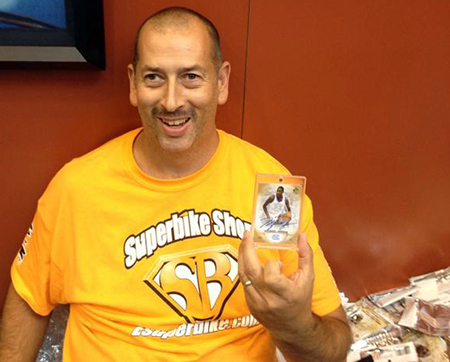 2014-National-Sports-Collectors-Convention-Upper-Deck-Autographs-Big-Hit-Michael-Jordan-2