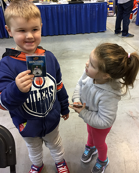 2018-Upper-Deck-Summit-Show-Edmonton-Kids-New-Collector-Guide-1