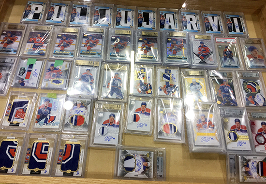 2018-Upper-Deck-Summit-Show-Edmonton-Oilers-Display-Variety