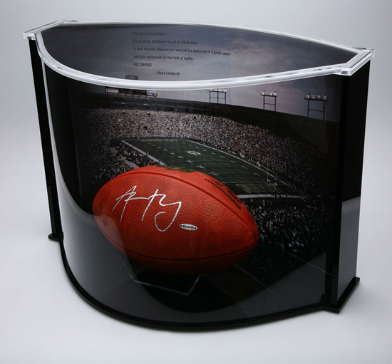 Aaron-Rodgers-Curve-Football