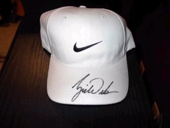 Blog - Tiger Woods Forgery - Fake Signed Hat