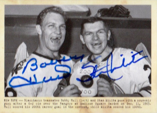 Chicago-Blackhawks-11-Parkhurst-Champions-Dual-Wire-Photo-Autograph-Mikita-Hull-Card