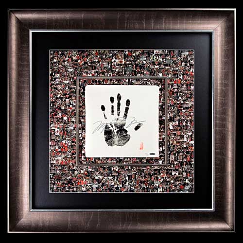 Michael Jordan Signed Tegata Keepsake