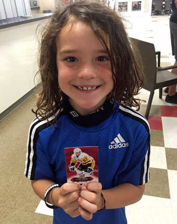 mike-danton-hockey-academy-kids-collect-upper-deck-hockey-cards-3