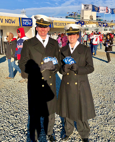 national-hockey-card-day-upper-deck-nhl-stadium-series-washington-military-appreciation